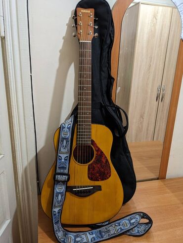 гитара дешевле: Акустическая гитара Yamaha JR FG Junior, размер 3/4 made in indonesia