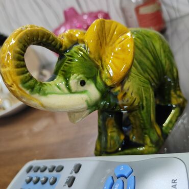 Heykəlciklər: Slonönok statuetka 25 man naxoditsa v sumgaite — 2