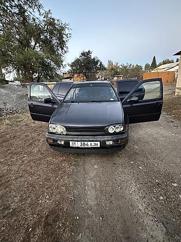Volkswagen: Volkswagen Golf: 1993 г., 1.8 л, Механика, Бензин, Хэтчбэк — 7