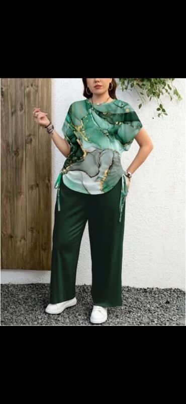 Kompleti: Cena 3400din Vel 0XL,1XL,2XL,3XL,4XL Poručuje se,isporuka za nedelju na lalafo.rs — 2 Kompleti: Cena 3400din Vel 0XL,1XL,2XL,3XL,4XL Poručuje se,isporuka za nedelju — 2