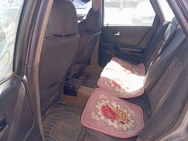 Audi: Audi 80: 1989 г., 1.8 л, Бензин, Седан — 6