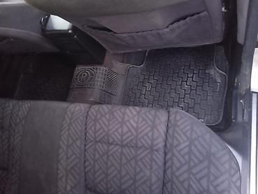 Disk təkərlər: - Disklər: Mercedes-Benz orijinal yüngül lehimli disklər (5 cüt şüalı — 10
