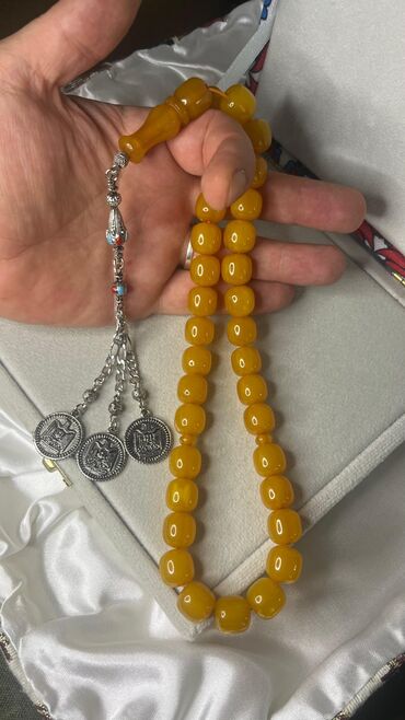Təsbehlər: Orjinal sıxma kəhrəba.iri boy damarlı harəli gözəl