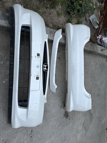 ремонт бампера из пластика: Бампер Honda цвет - Белый, Оригинал