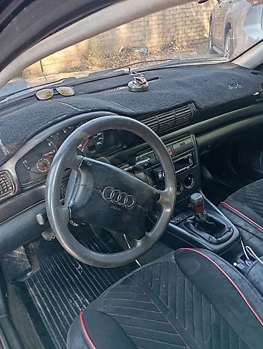 Audi: Audi A4: 1995 г., 1.8 л, Механика, Бензин, Седан — 9