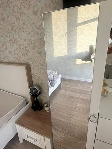 kamot plasmas: Ağ rəngdə çoxfunksiyalı makiyaj/gehvalyı şkaf - Dizayn: Sağ tərəfdə — 3