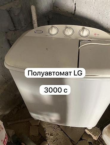 Стенки-шкафы: Продаются предметы мебели и утвари: - Кухонная стенка — 10000. Темный — 8