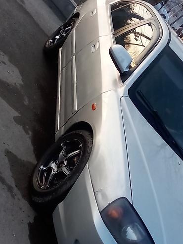 sprinter bazar: Hyundai Elantra: 2002 г., 1.6 л, Механика, Бензин, Седан — 1
