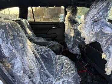 Toyota: Toyota Highlander: 2023 г., 2.4 л, Автомат, Бензин, Кроссовер — 3