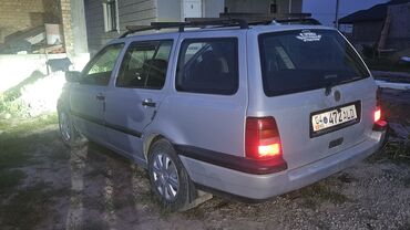 машина polo: Volkswagen Golf: 1994 г., 1.8 л, Механика, Бензин, Универсал
