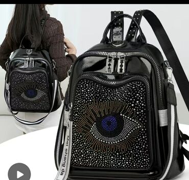 Классические сумки: Продаю сумки 1. Коричневая. Размер 32х25. В комплекте длинный — 4