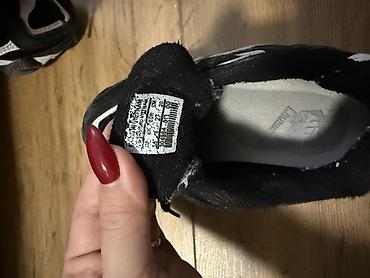 zara trenirke za djecake: New Balance patike za decu – model 9060 (YV9060), crno‑bele - — 4