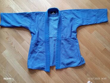 Əlcəklər: Məhsul: Adidas mavi judo kimono dəsti (üst geyim + şalvar)