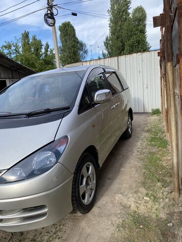 обмен на минивэн: Toyota Estima: 2000 г., 2.4 л, Автомат, Бензин, Минивэн