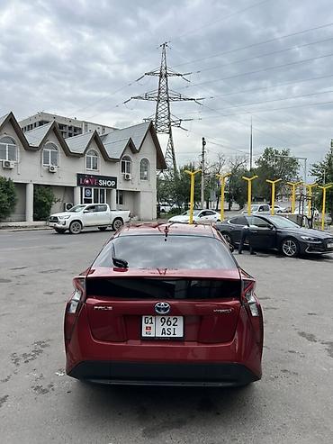 voxy noah: Toyota Prius: 2016 г., 1.8 л, Гибрид, Лифтбек — 6