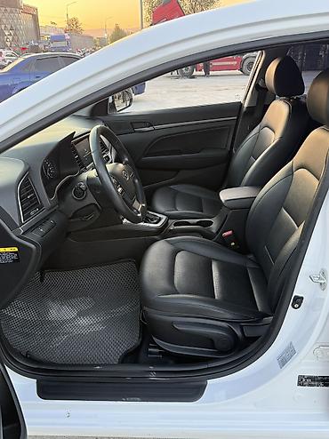 kirgiz auto: Hyundai Avante: 2017 г., 1.6 л, Автомат, Бензин, Седан — 8