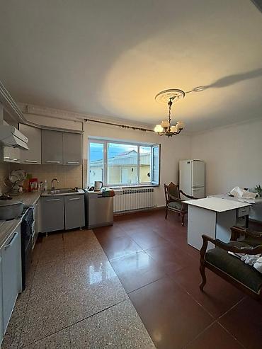 Продажа коттеджей и домов: 🔥 Продается особняк 🏡 📍 Район: Баха — Южная Магистраль 🔹 Ж/м — 12