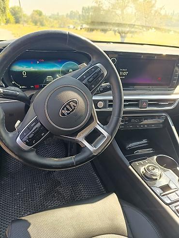 kaiyi e5: Kia K5: 2020 г., Седан — 4