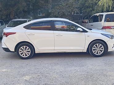 авто стекло: Hyundai Solaris: 2020 г. — 2