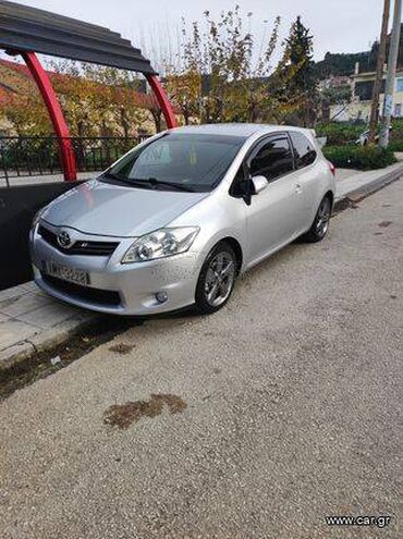 Toyota: Toyota Auris: 1.6 l. | 2012 έ. Κουπέ — 4