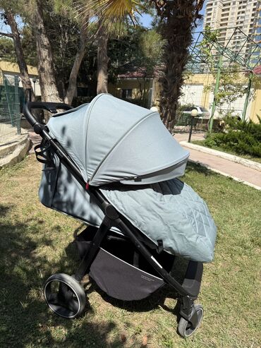 Gəzinti arabaları: Klassik gəzinti arabası, Carello, İşlənmiş, Cins: Qız, Yaş: <1 ay, Ödənişli çatdırılma, Rayonlara çatdırılma, Ünvandan götürmə — 18