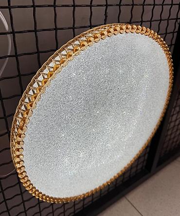 Utičnice: Suho utičnice mat crne - 300 dinara. -Duple suho utičnice mat crne - — 4