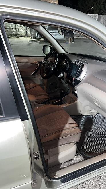Продажа авто: Toyota RAV4: 2001 г., Автомат, Газ, Кроссовер — 4