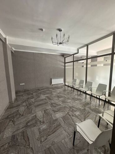 снять дом для мероприятий: 🏢 Сдаю офисное помещение Площадь: 290 м² Цена: 21$ за м2 6000$+