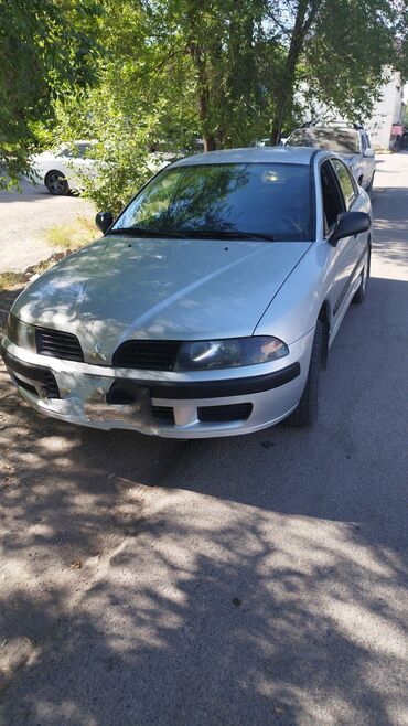 Mitsubishi: Mitsubishi Carisma: 2003 г., 1.6 л, Механика, Бензин, Хэтчбэк