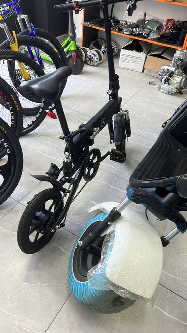 Şəhər velosipedləri: Yeni Şəhər velosipedi 26", sürətlərin sayı: 21, Ödənişli çatdırılma, Ünvandan götürmə — 2