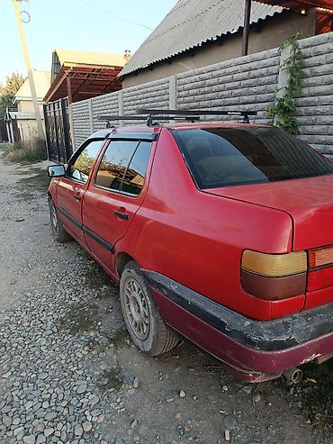 машына венто: Volkswagen Vento: 1993 г., 1.8 л, Механика, Бензин, Седан — 2