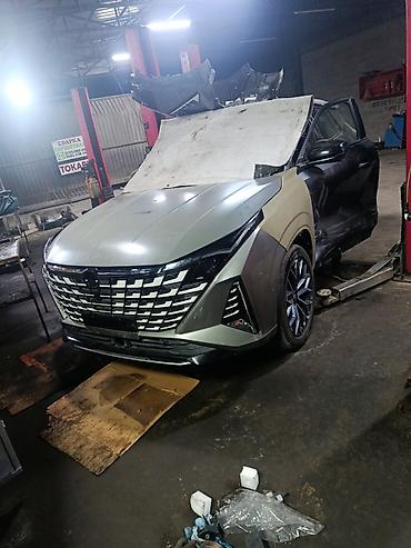 бампер на чанган: Накладка на бампер Changan, Б/у, Оригинал — 2