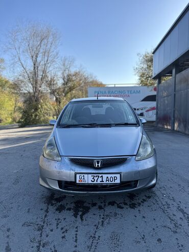 Honda: Honda Fit: 2003 г., 1.3 л, Автомат, Бензин, Хэтчбэк