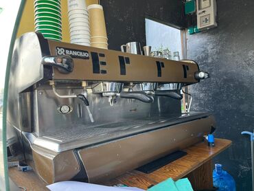 Другое оборудование для кафе, ресторанов: Продаю кофемашину Rancilio 3 группы состояние после капитального