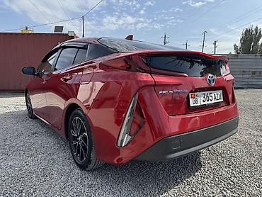 step vagon: Toyota Prius: 2020 г., Бензин — 3
