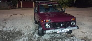 бокс на крышу авто купить в бишкеке: ВАЗ (ЛАДА) 4x4 Niva: 2002 г., 1.7 л, Механика, Бензин, Кроссовер