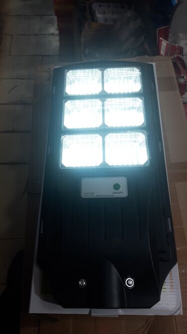 Günəş lampaları: Günəş enerjili LED küçə/ həyət lampası Xüsusiyyətlər: - İnteqrə — 12