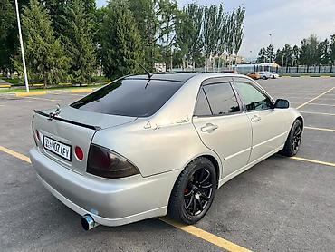 Toyota: Toyota Altezza: 2002 г., Седан — 1