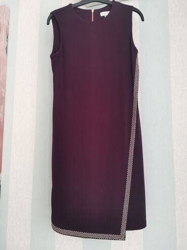 jednobojni duksevi sa kapuljacom: Calvin Klein M (EU 38), color - Burgundy, Other style, With the straps