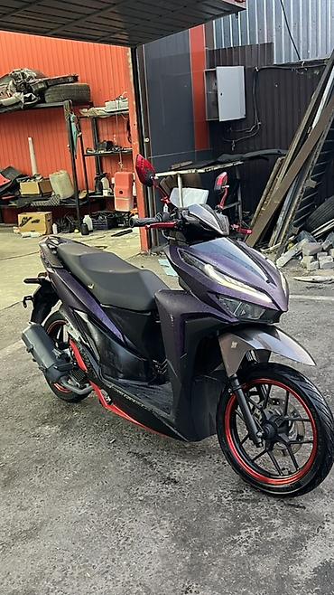 мотик макси: Макси-скутер Honda, 150 куб. см, Бензин, Б/у — 3