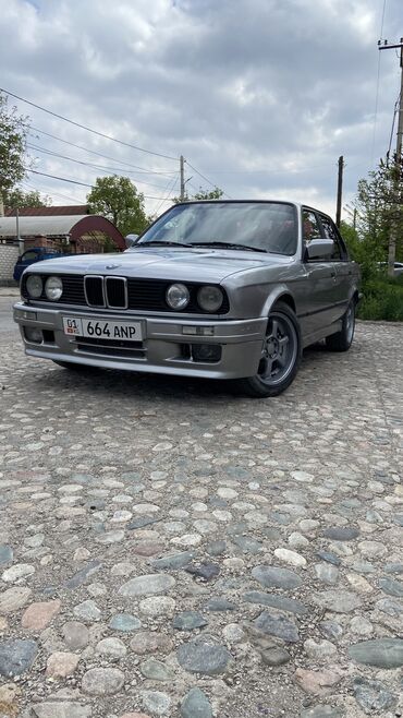 бма е30: BMW 320: 1991 г., 2 л, Механика, Бензин, Седан