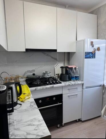продоется 2 комнатная квартира: 2 комнаты, 43 м², 104 серия, 3 этаж, Евроремонт
