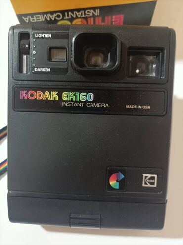 novi video rekorderi: Kodak EK160 instant kamera, napajaju je 4 AA baterije od 1,5V. Made in