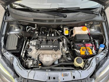 Chevrolet: Chevrolet Aveo: 1.5 l | 2022 il 120000 km Sedan — 7