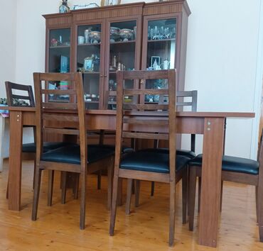 usaq stol stullari: Qonaq otağı üçün, İşlənmiş, Açılmayan, Dördbucaq masa, 6 stul, Ukrayna