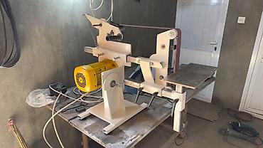 emusiya vuran aparat: Grinder 2x72. Ленточно шлифовальный станок. - Güclü elektrik mühərriki — 1