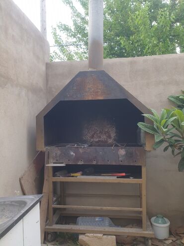 Manqallar, qrillər, barbekyu: Manqal, Kömür, İşlənmiş, Tənzimlənən hündürlük, Setka ilə, Şişli, Ünvandan götürmə