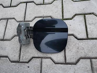 VRATANCA REZERVOARA ZA HONDA CR-V OD 2007. DO 2012. GOD na lalafo.rs VRATANCA REZERVOARA ZA HONDA CR-V OD 2007. DO 2012. GOD