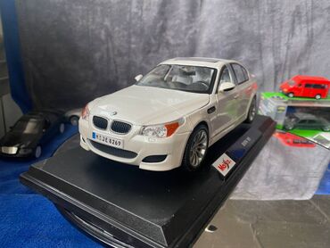 водитель с личным автомобилем вакансии: Коллекционная модель BMW M5 E60 white 2007 MAISTO Scale 1:18 Art.