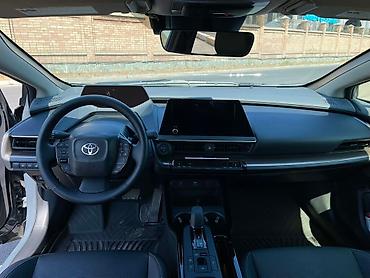 Toyota: Toyota Prius: 2023 г., 2 л, Вариатор, Гибрид, Хэтчбэк — 10